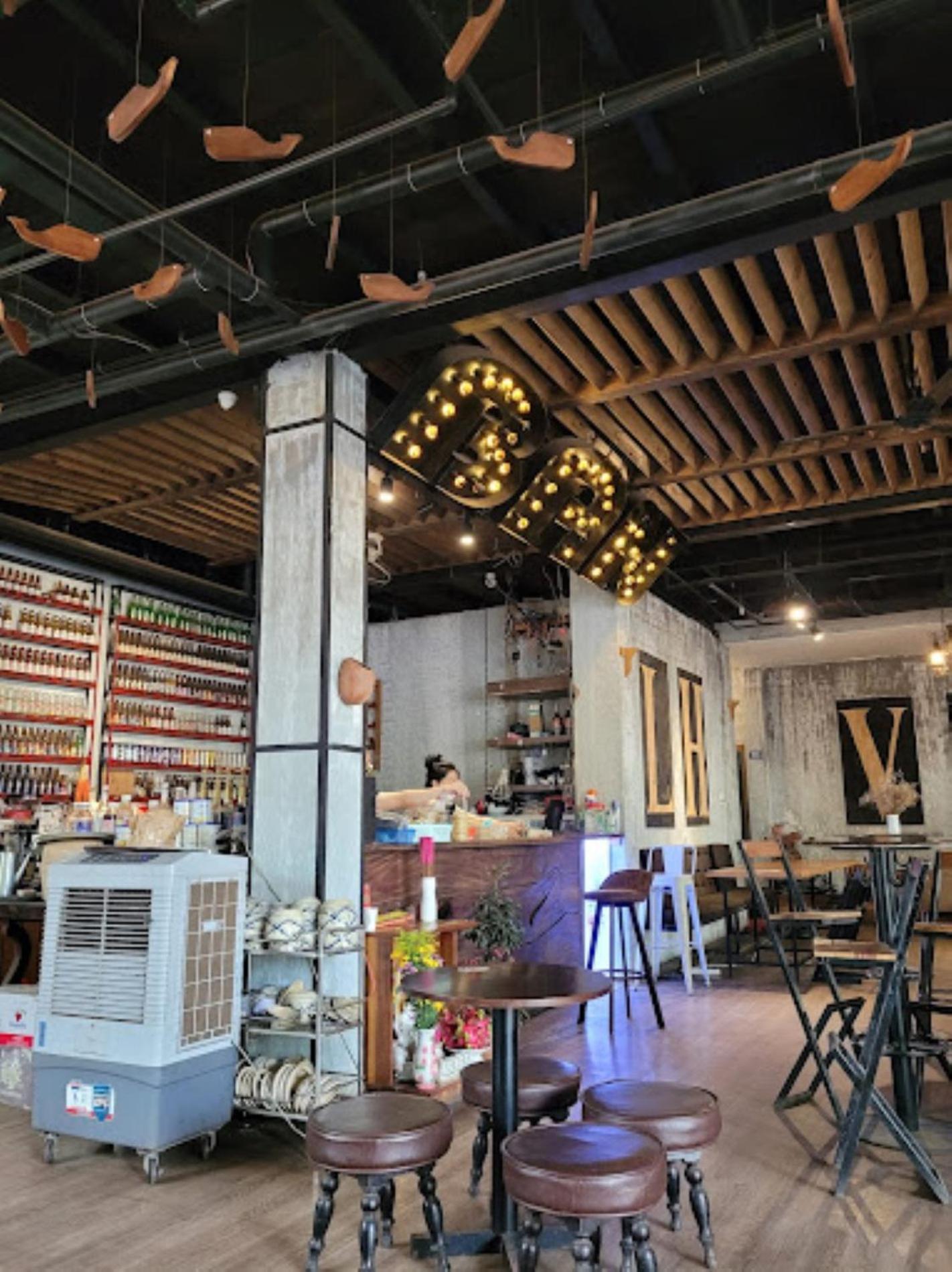 Ban Urban House Hotel Buôn Ma Thuột Ngoại thất bức ảnh